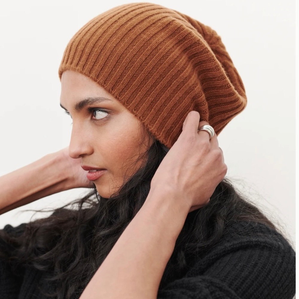 Jenni Kayne Cashmere Beanie in Rust